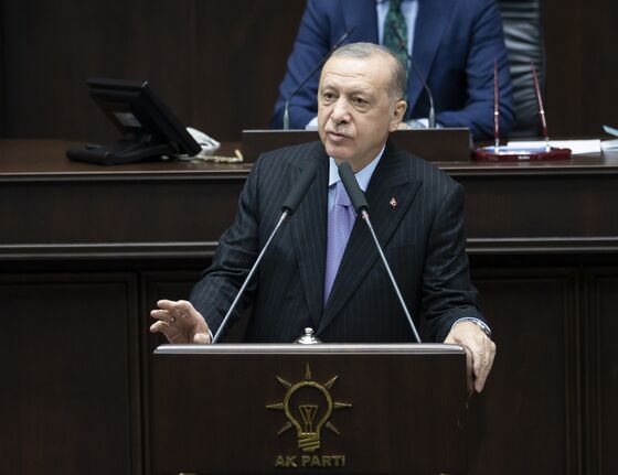 Turkey’s Erdogan Evokes Religion in New Push for Lower Rates
