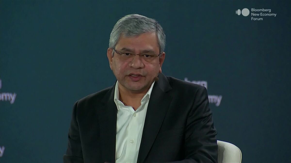 India Seeks Chipmaking Parity by 2032.