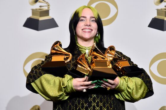 Billie Eilish Sweeps Grammys Darkened by Scandal, Kobe Death
