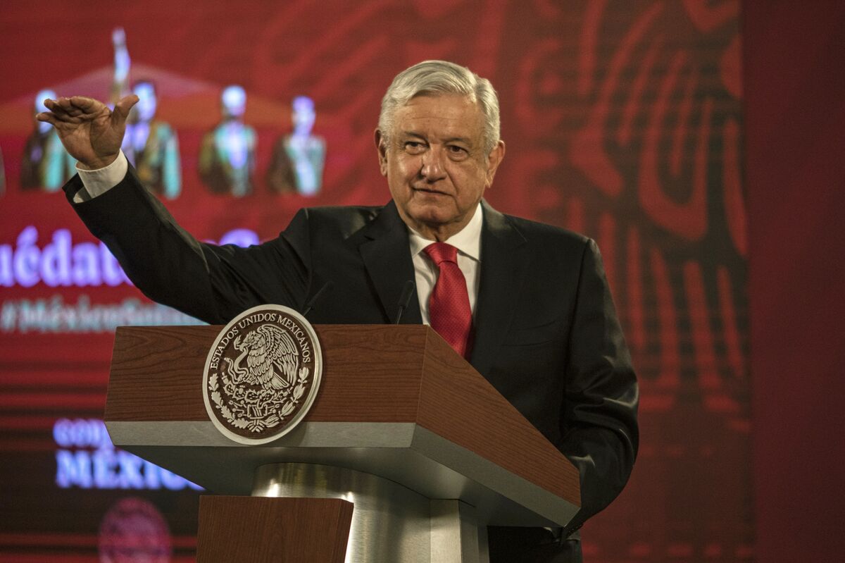 Mexico's AMLO Holds Call With Biden on Migration, Covid-19 - Bloomberg