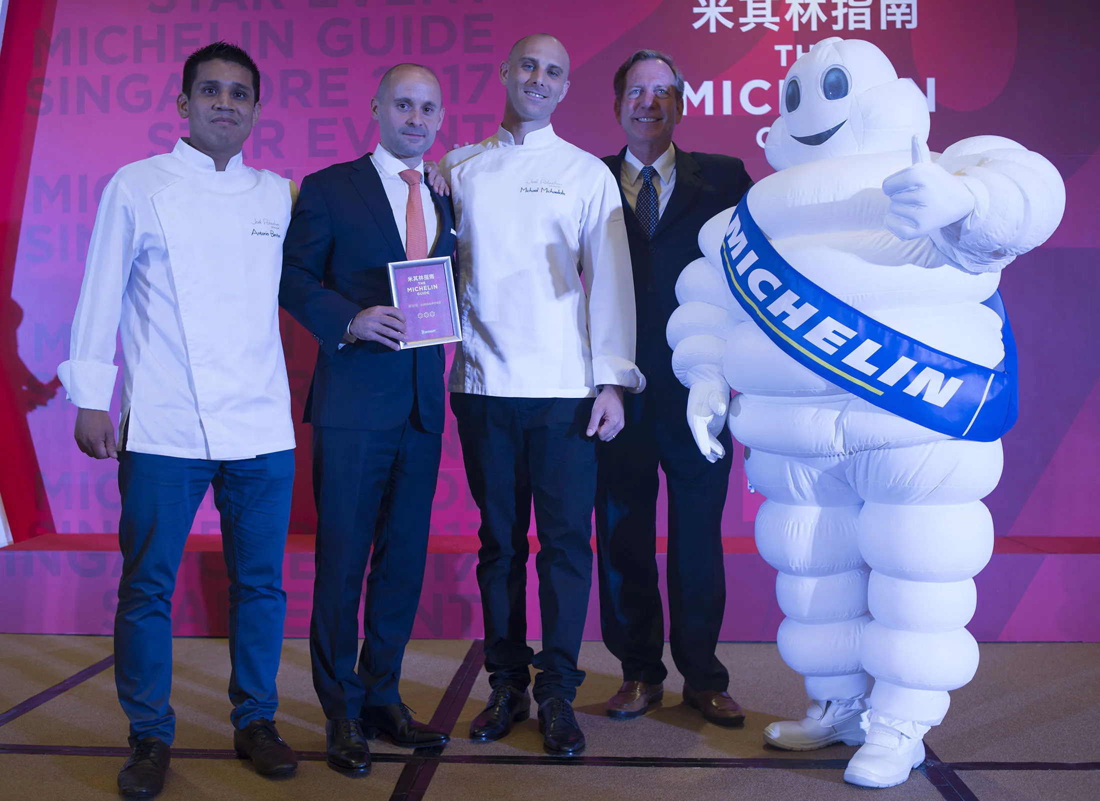 Joel Robuchon Restaurant maintained&nbsp;its three stars this year.
