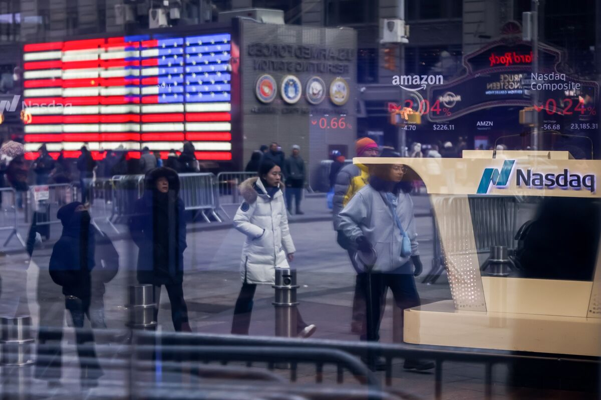 bloomberg.com - Sagarika Jaisinghani - Pricey Equity Markets Charge Into a High-Stakes Earnings Season