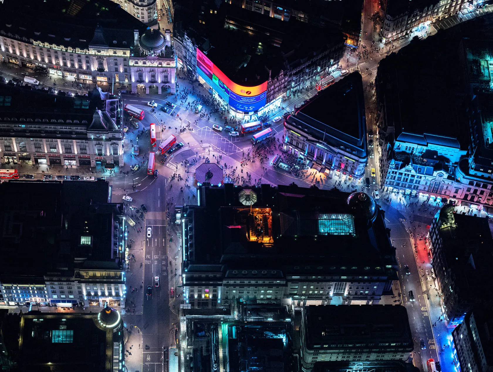 View From Above: Mesmerising Night-Time Aerials of London's Iconic Sights