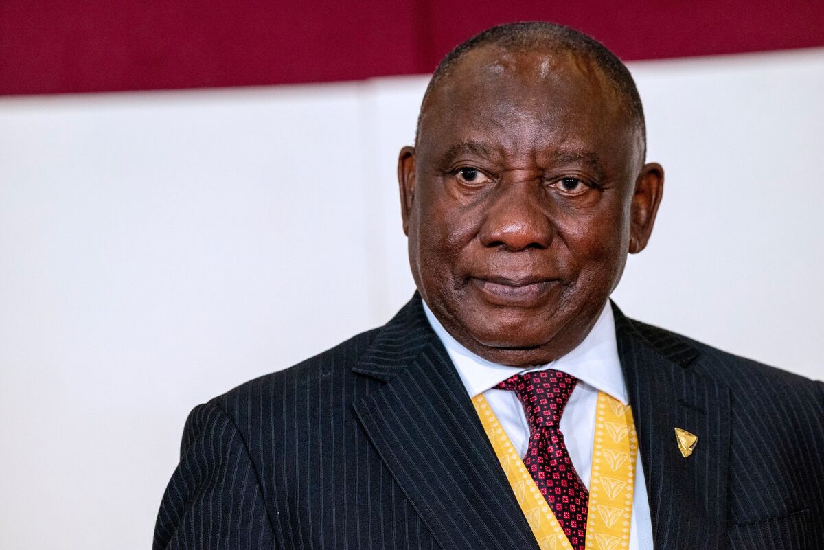 South Africa Impeachment Panel to Oppose President’s Interdict