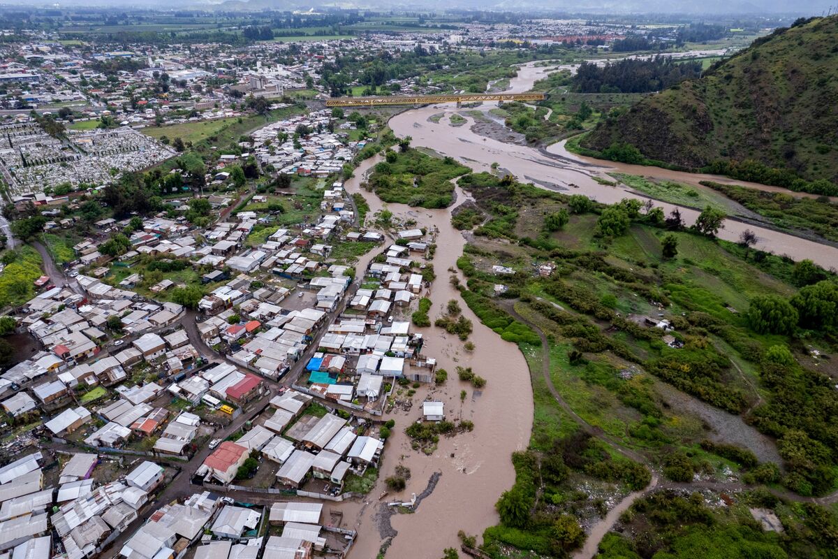 El “Super Niño” desata tormentas en Chile y amenaza la producción de cobre y cultivos