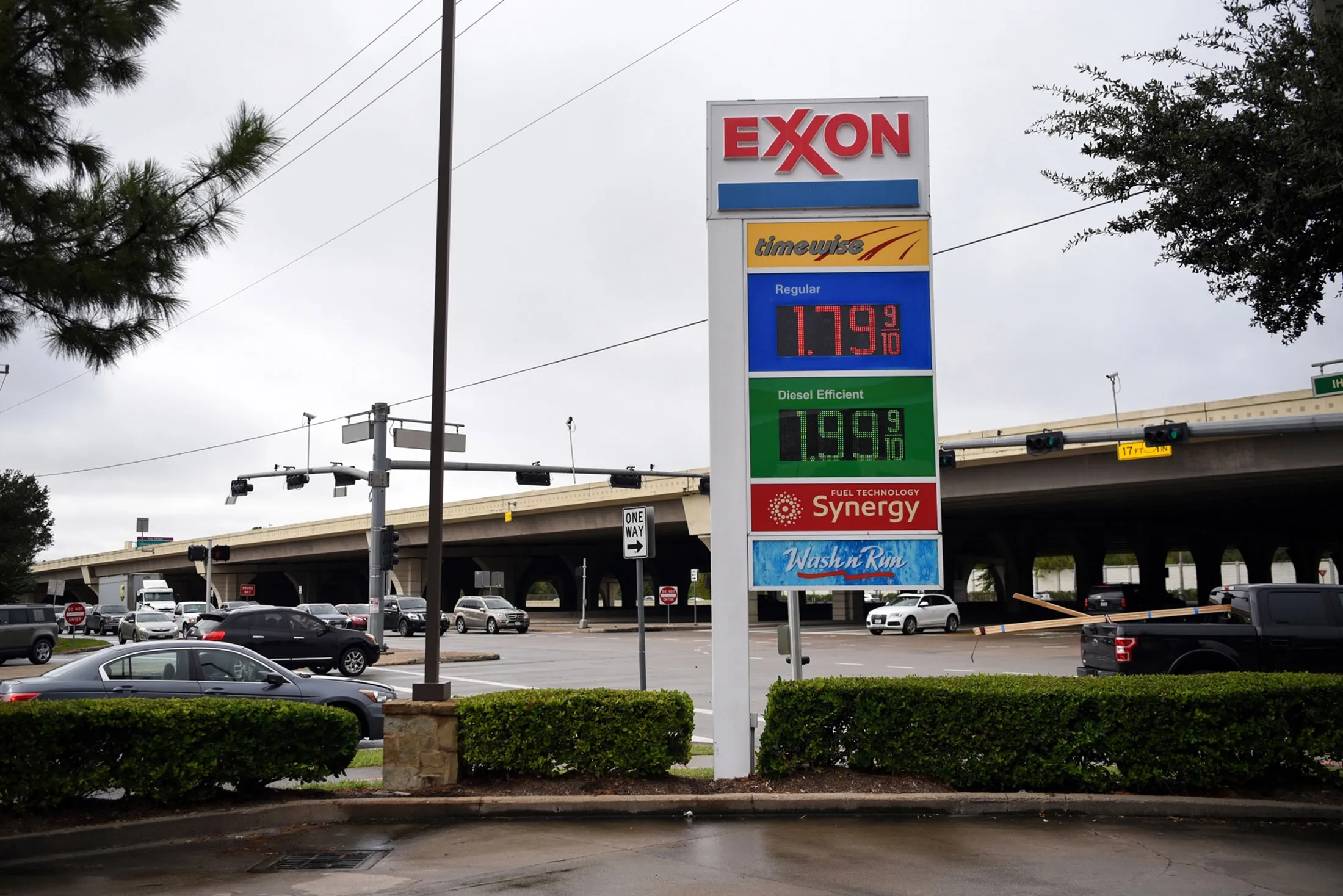 Exxon is still reeling from&nbsp;the&nbsp;fallout&nbsp;of last month’s annual meeting, when shareholders rebuffed management and replaced a quarter of the company’s board over climate and financial concerns.&nbsp;