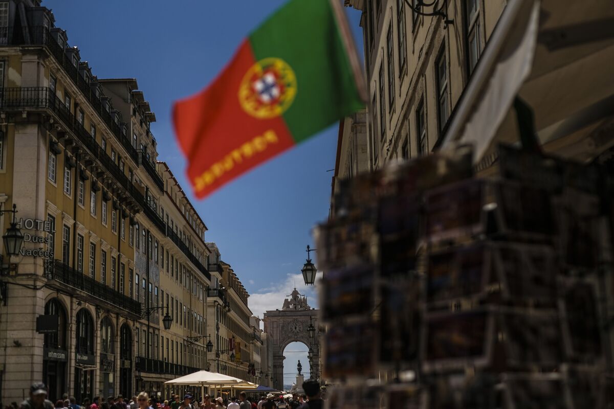 Portugal Rating Upgraded Two Levels by Moody’s