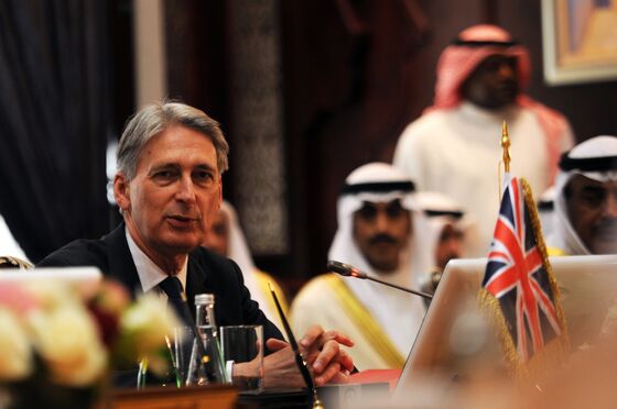 U.K.’s Hammond Presses Saudis to Deal With Sports Rights Theft