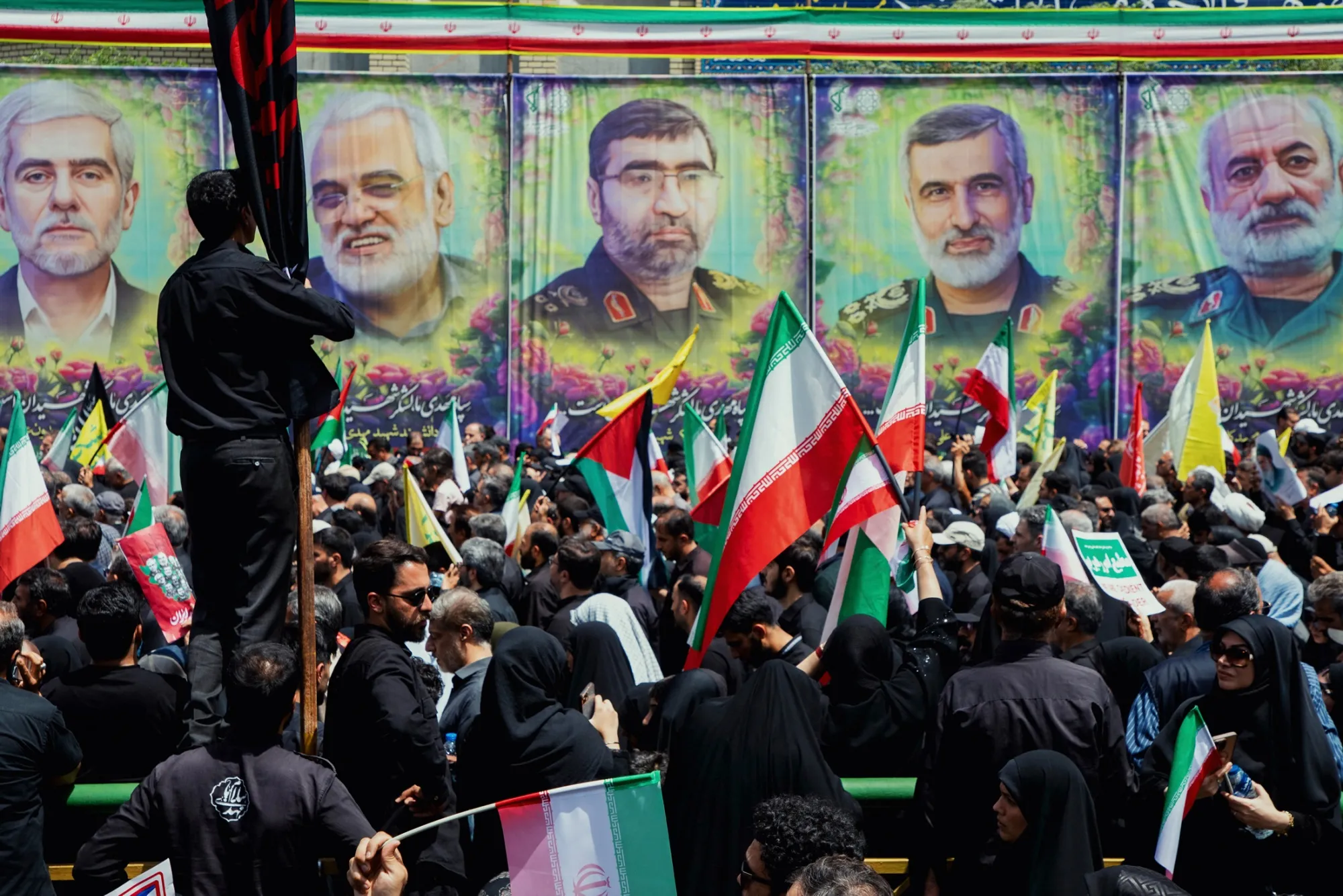 ایران: هنوز تصمیمی برای ازسرگیری مذاکرات هسته‌ای با آمریکا گرفته نشده است