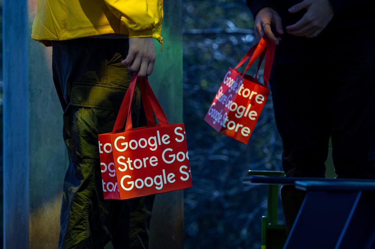 Alphabet’s 100-Year Bond Gets Highest Demand in Sterling Sale