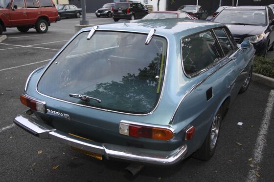 The Retro Volvo Everyone Forgot Could Be the Best One to Buy Now