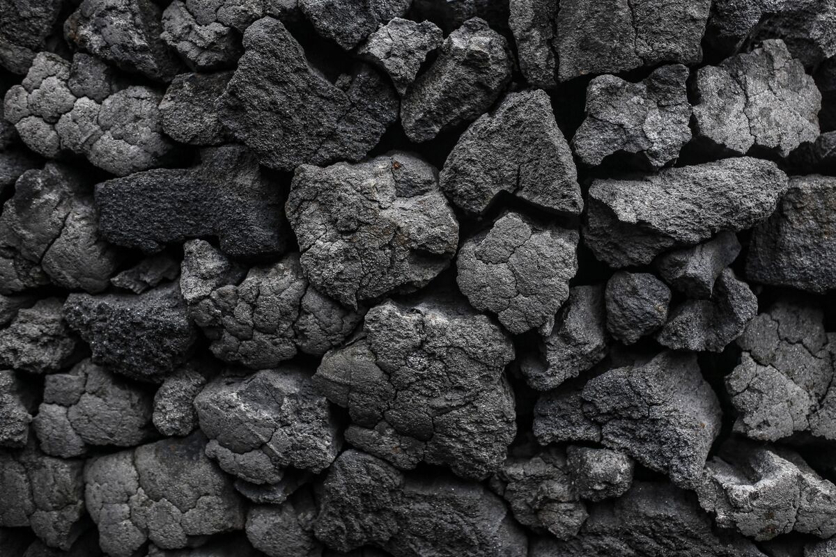 bloomberg.com - Rajesh Kumar Singh - Indian Power Plants' Depleted Coal Reserves Raise Blackout Risk