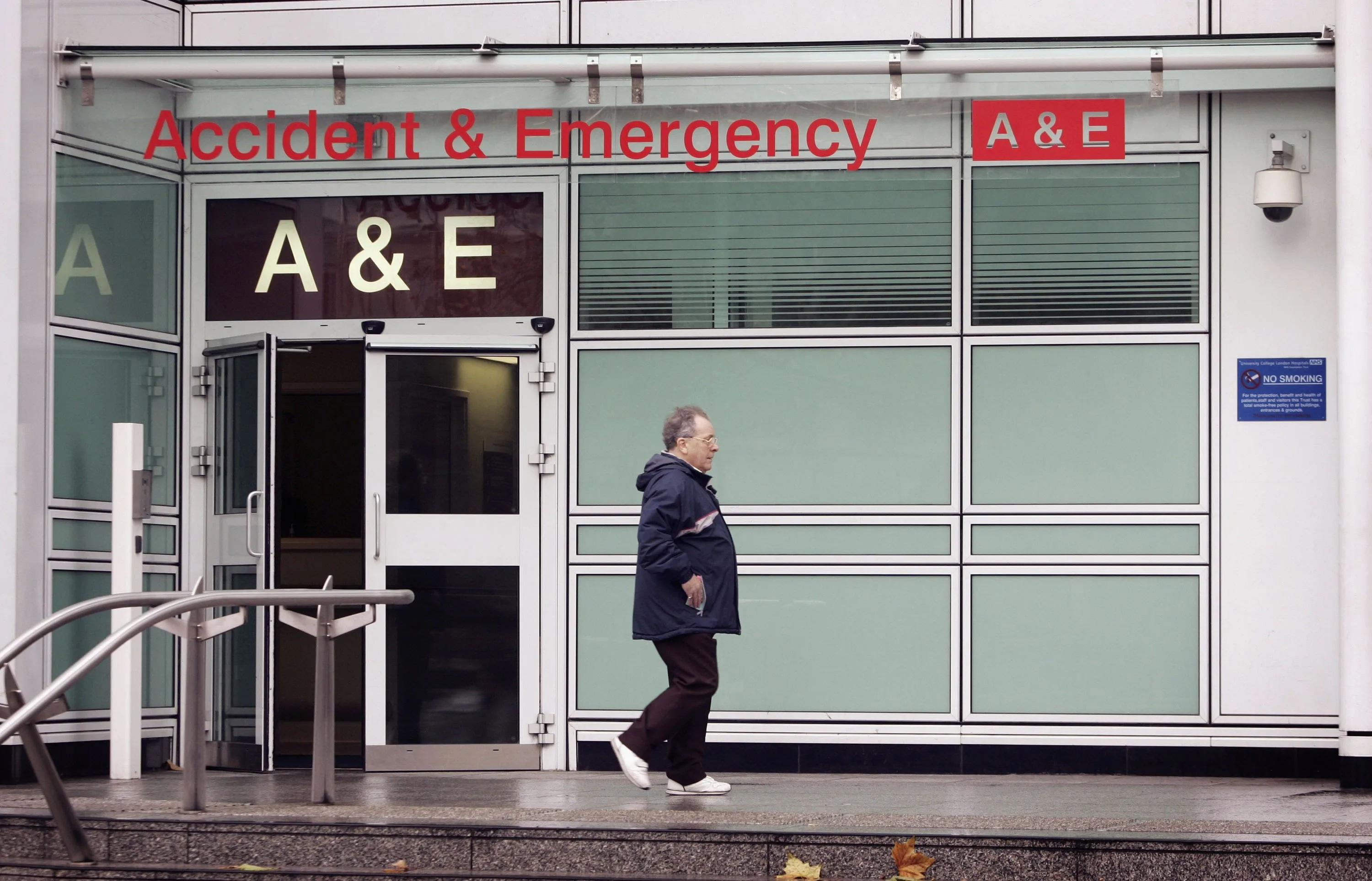 KKR has been rebuffed in is efforts to buy UK hospital operator Assura after a UK health-care real estate firm dangled a rival bid.