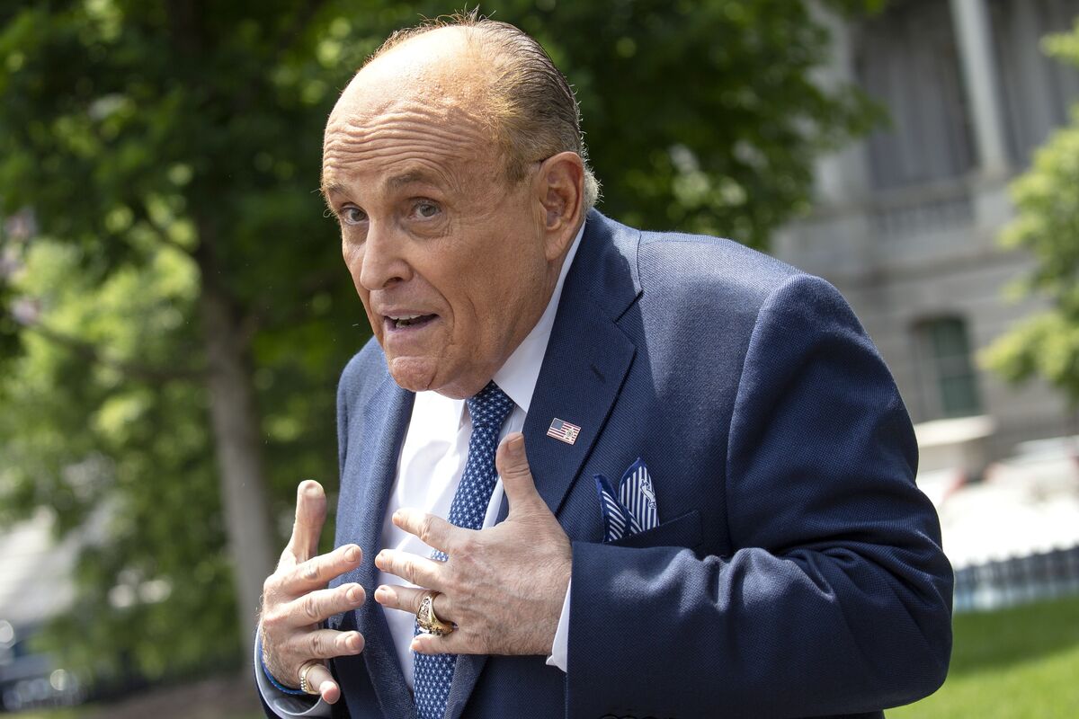 DC Bar Panel Recommends Rudy Giuliani Be Disbarred, Rules He Likely Committed Misconduct Over 2020 Election (bloomberg.com)