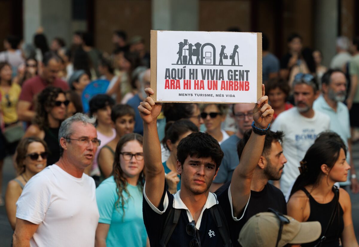 EU Will Support Cities That Want to Curb Short-Term Rentals