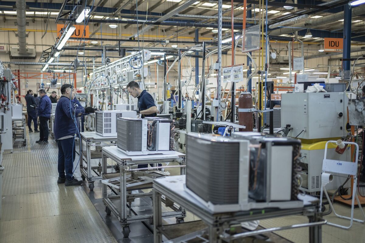 bloomberg.com - Manuela Tobias - Argentina's Economy Shrank More Than Expected After Midterm Vote