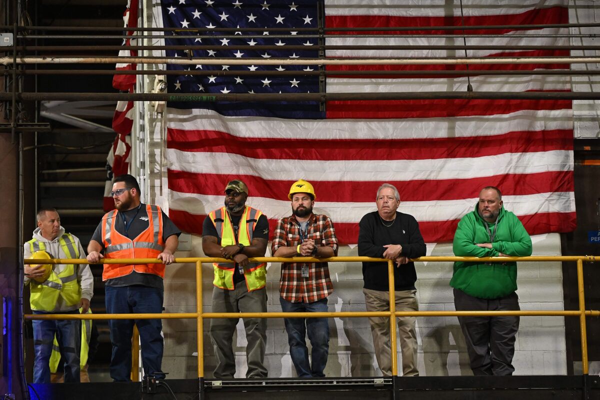 Millions of Americans Are Becoming Economically Invisible