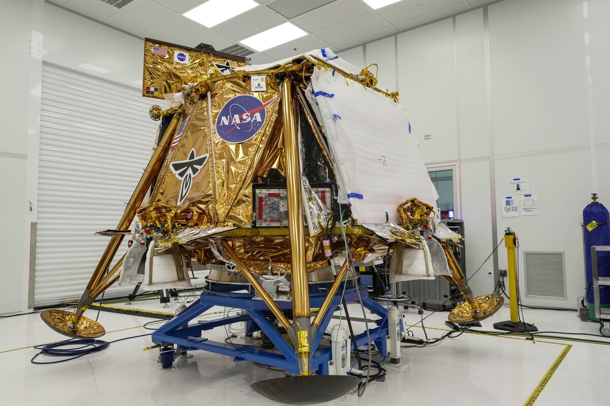 America’s Path Back to Moon Runs Through a Space Company in Suburban Austin