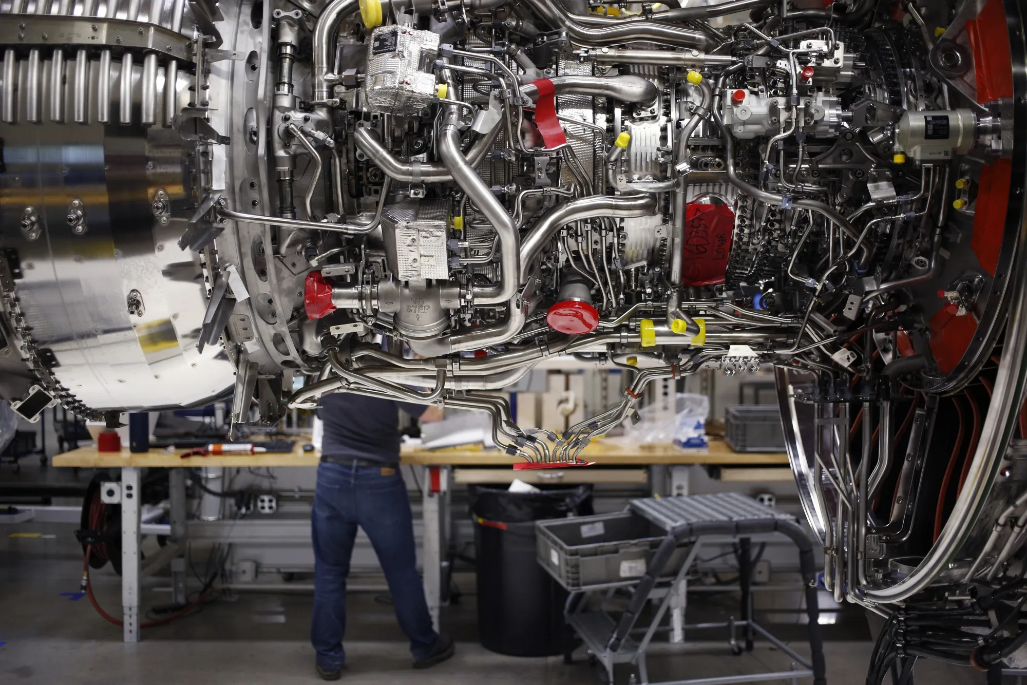 Even as iconic industrial conglomerates like GE break up, some leaders see room for a middle ground where multifaceted businesses can still thrive.