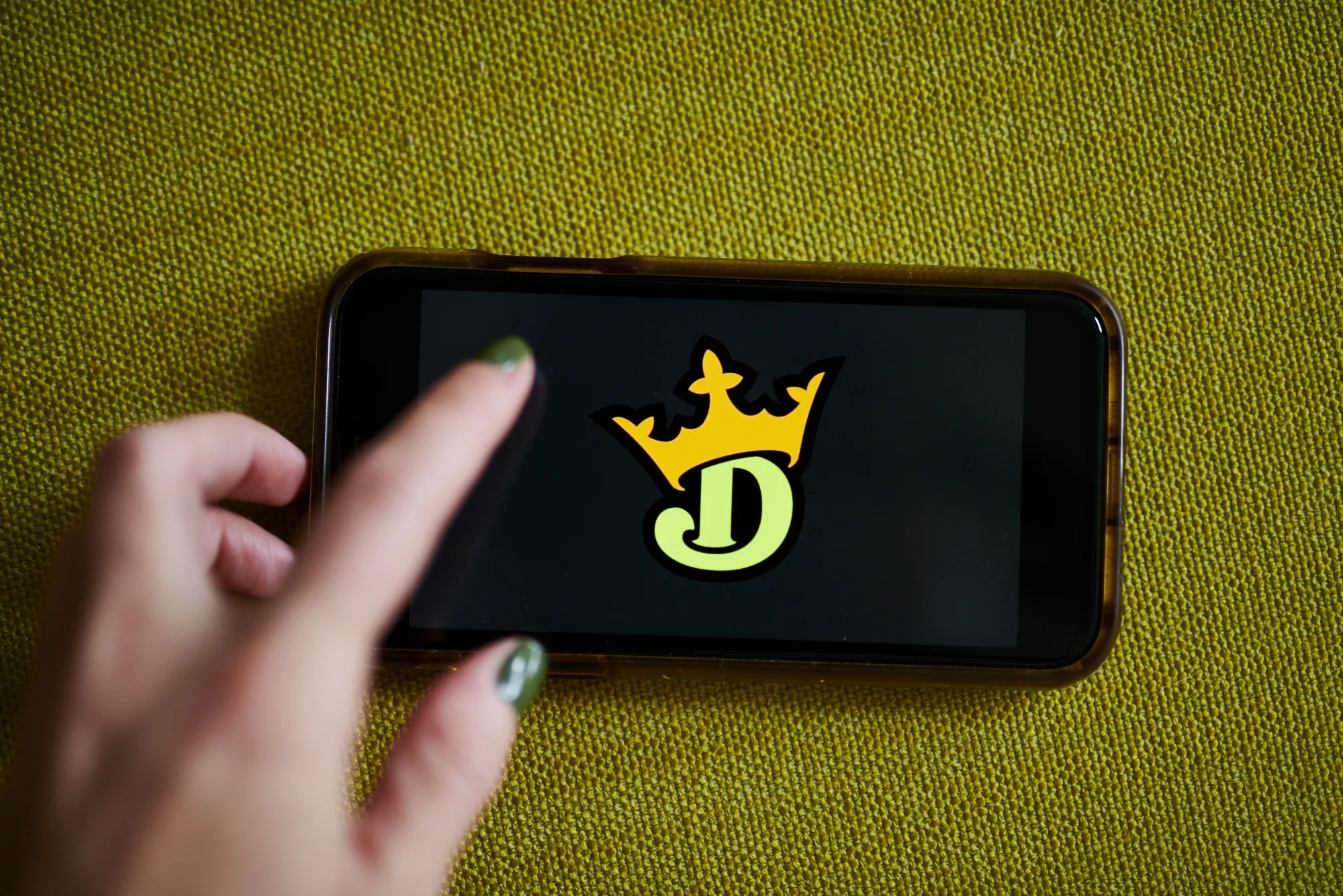 DraftKings Sinks On Share Sale And Virus Wreaking NFL Havoc