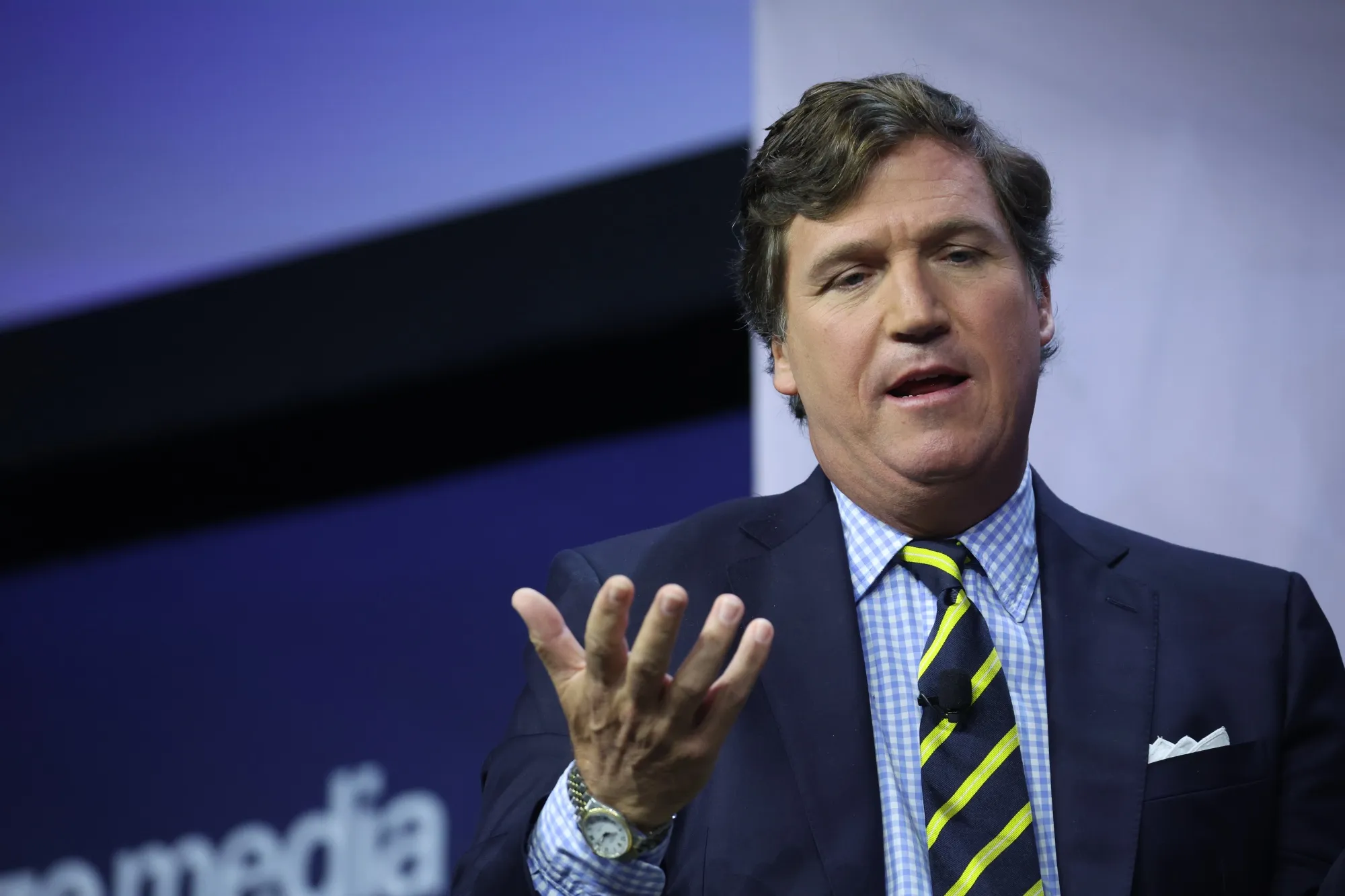 Tucker Carlson News Ex Fox Host Visits Moscow And May Interview Putin