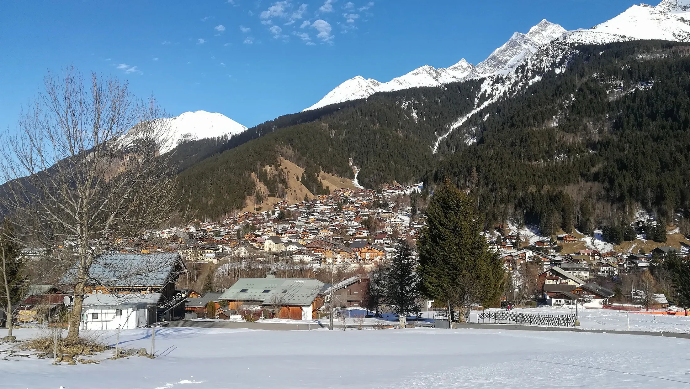 Les Contamines-Montjoie, near Mont Blanc in the French Alps, where five British nationals including a child have tested positive for&nbsp;coronavirus&nbsp;on Feb. 8.
