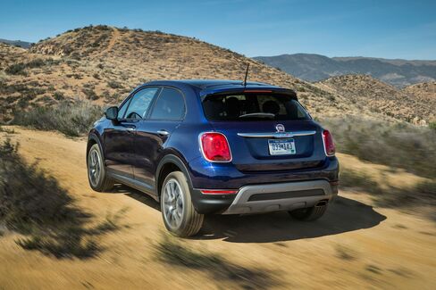 The 2016 Fiat 500X averages about 30 mpg in highway driving. But it'll get far less off-road.