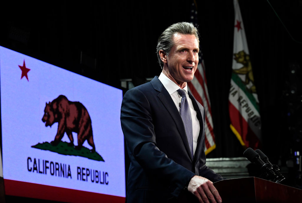 California Declares Independence From Trump's Coronavirus Plans - Bloomberg