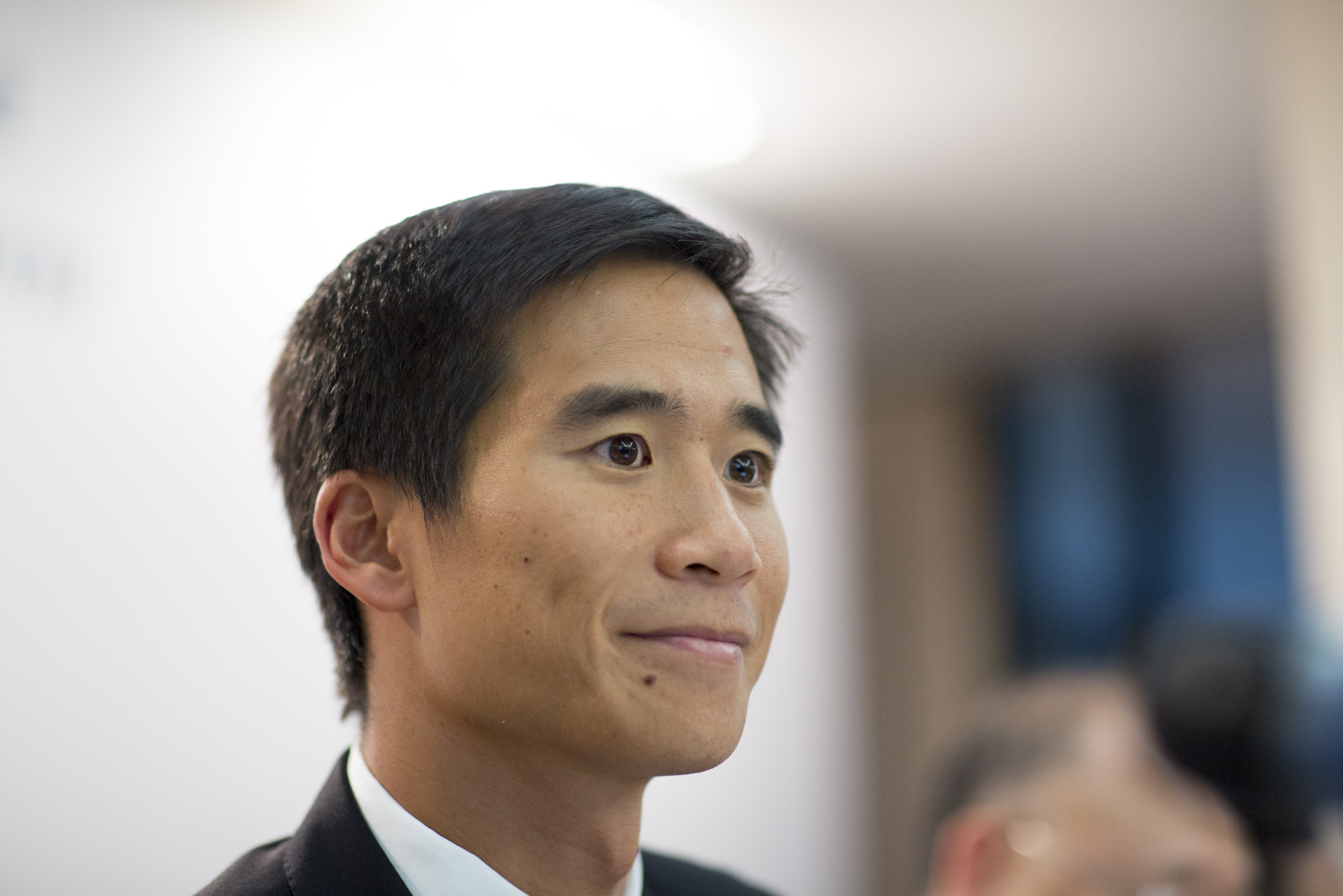 hong-kong-property-tycoon-douglas-woo-pays-low-tax-on-7-6-million