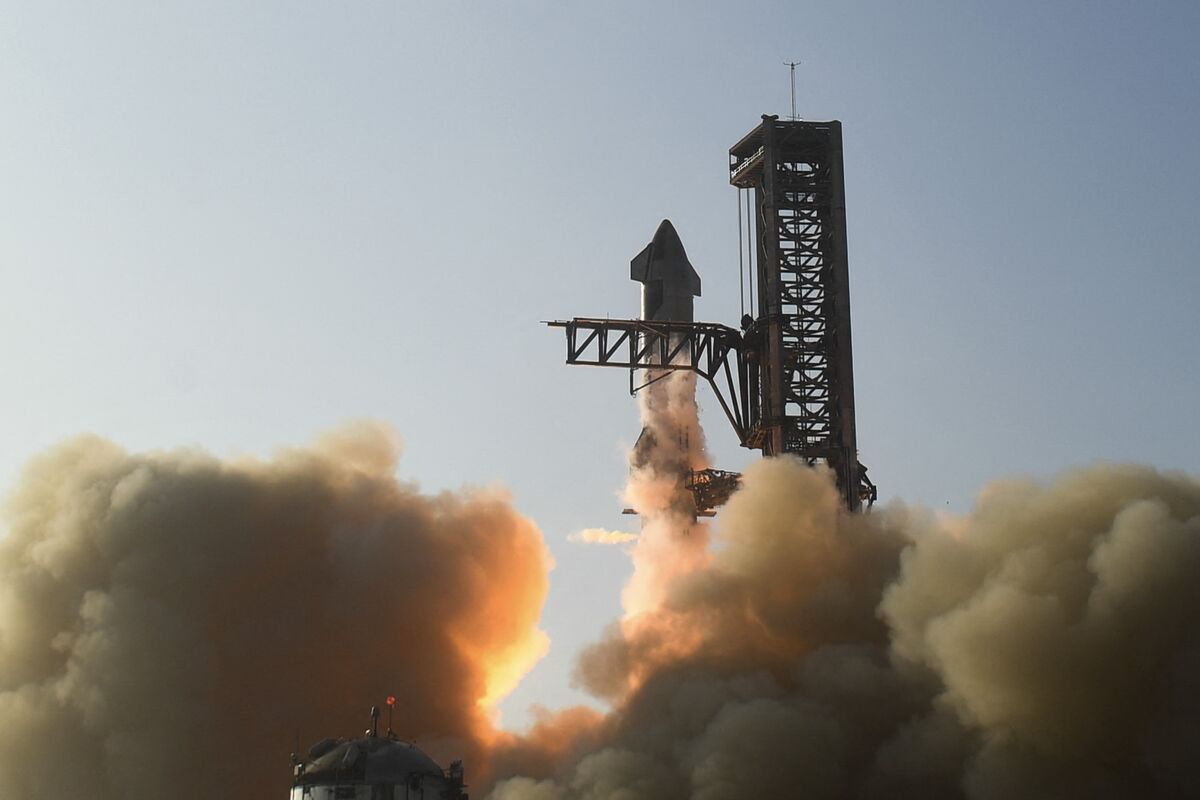 SpaceX Gets FAA Approval for Do-Over Starship Launch