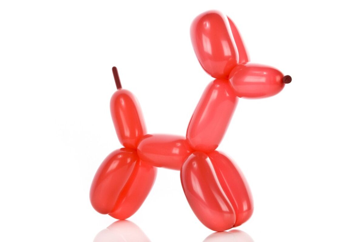 Lea Winfield Makes Her Living Crafting Balloon Animals - Bloomberg