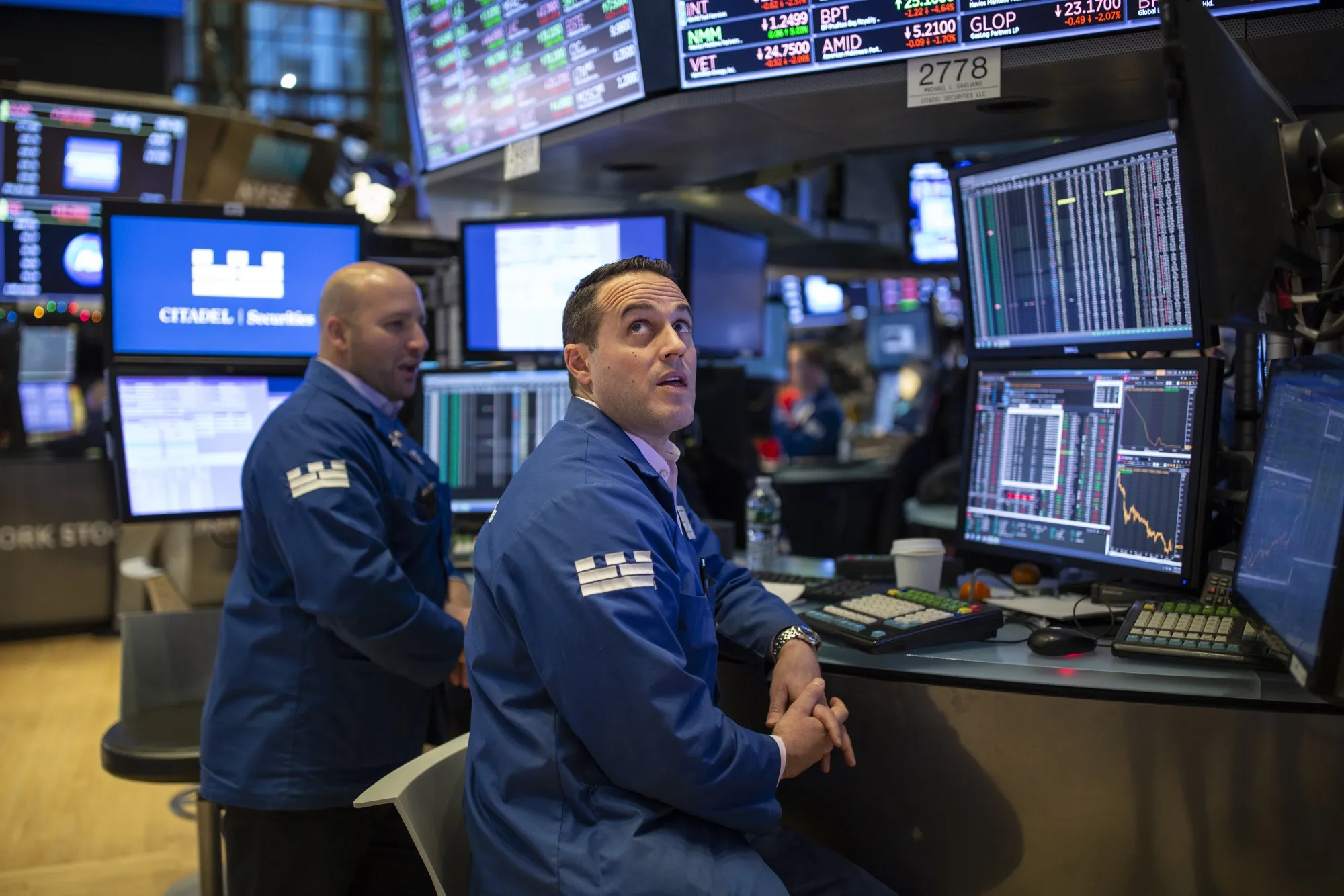 Trading On The Floor Of The NYSE As Third-Worst Thanksgiving Since FDR Sends S&P 500 Into Correction 