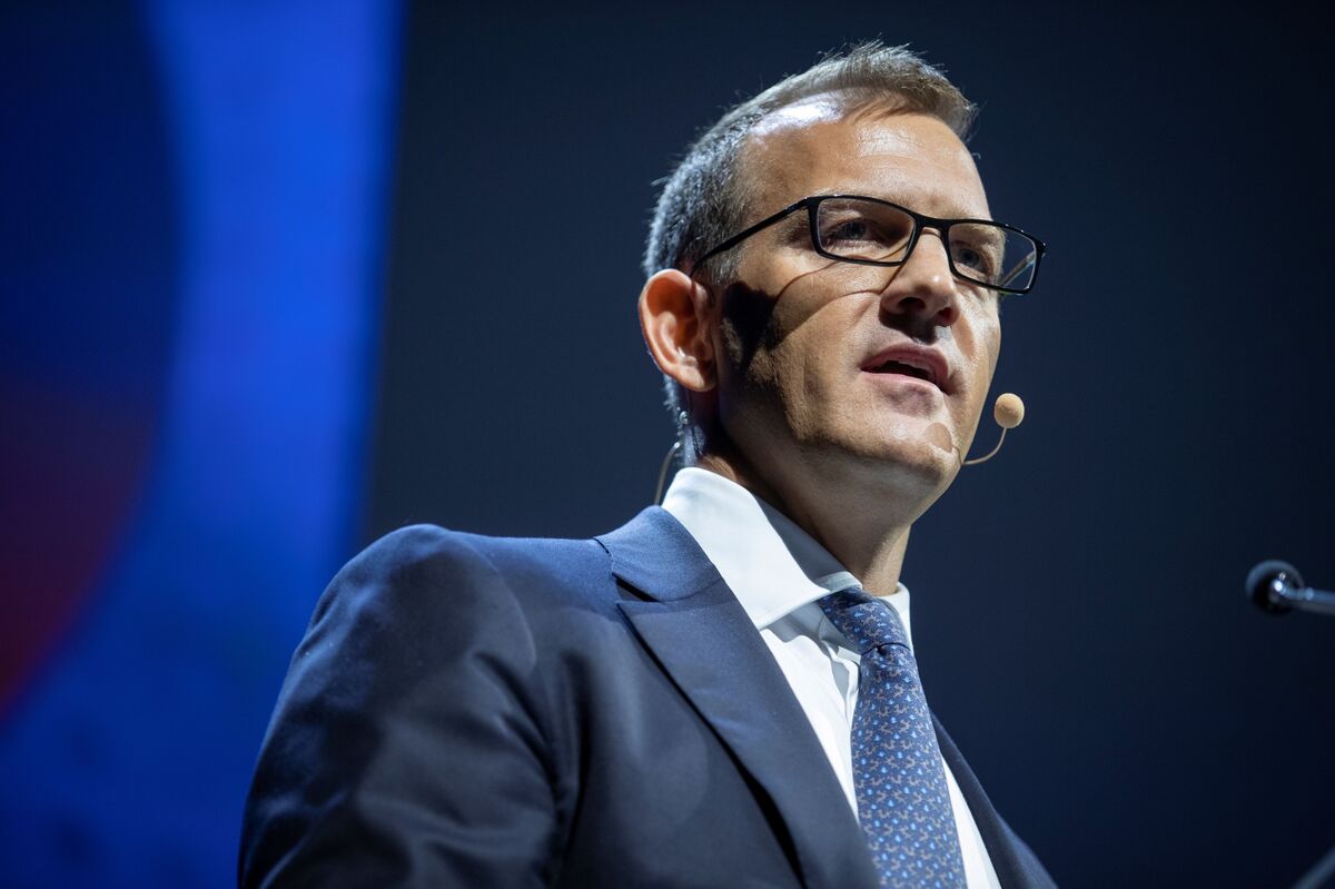 Billionaire Kretinsky Sets Sights Beyond Europe With Total Deal Billionaire Kretinsky Sets Sights Beyond Europe With Total Deal