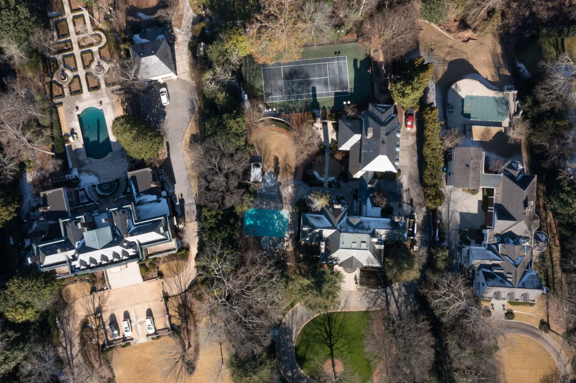 Luxury homes in the Buckhead area of Atlanta, which is reviving its efforts to secede from the city.&nbsp;
