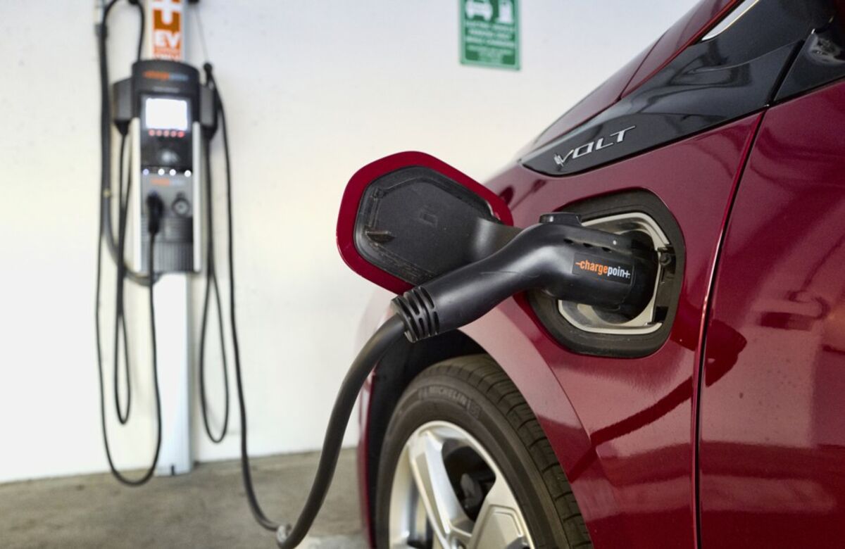 Electric Vehicles Alone Won't Stop Climate Change Bloomberg