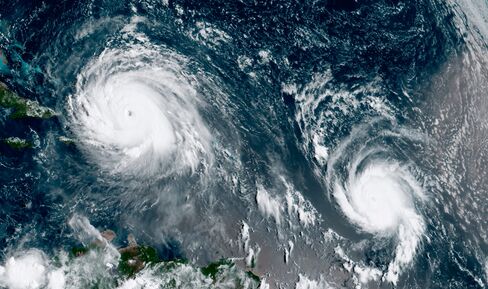 1505293549_Irma-Jose