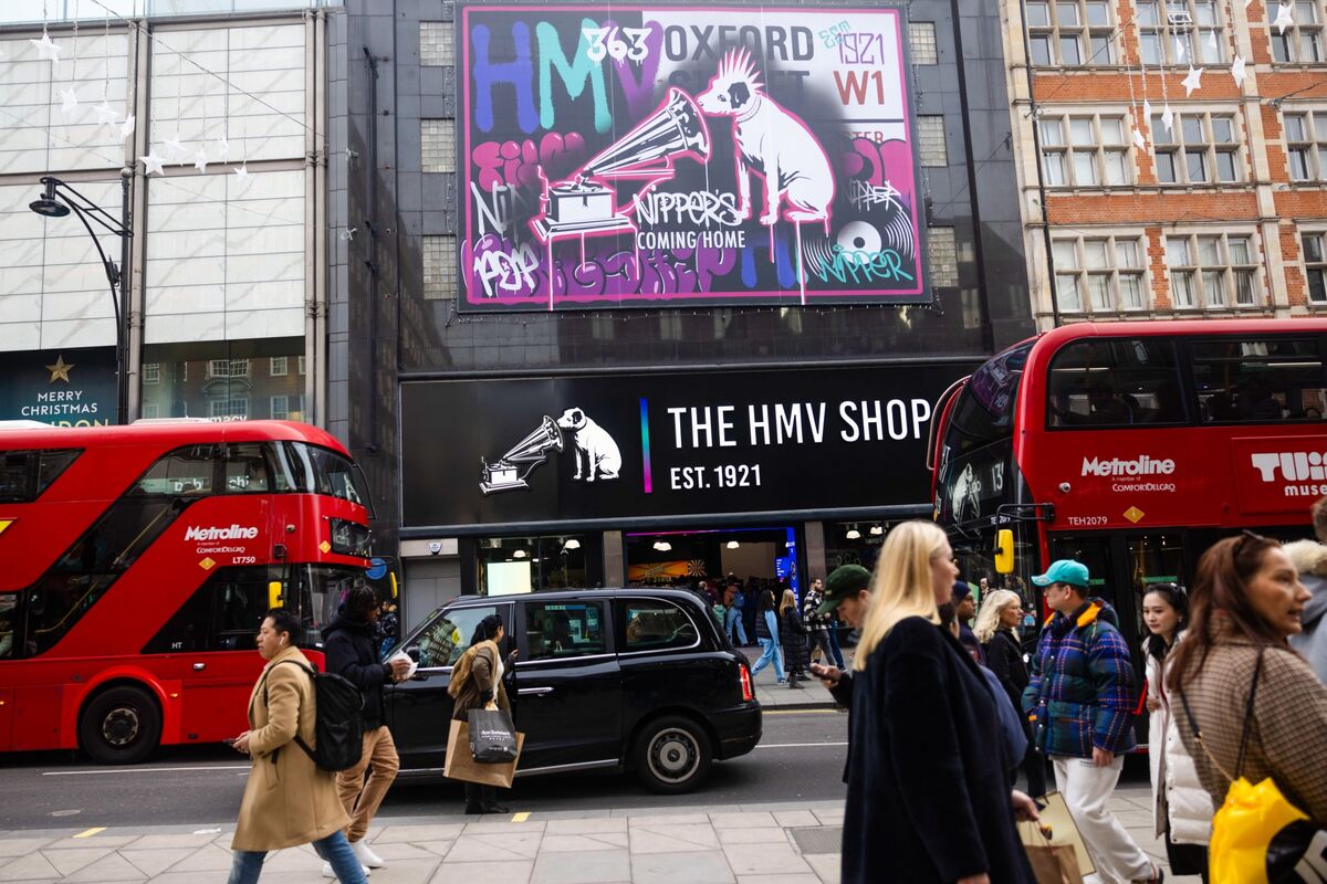 Sadiq Khan Unveils Oxford Street Revitalization Plan