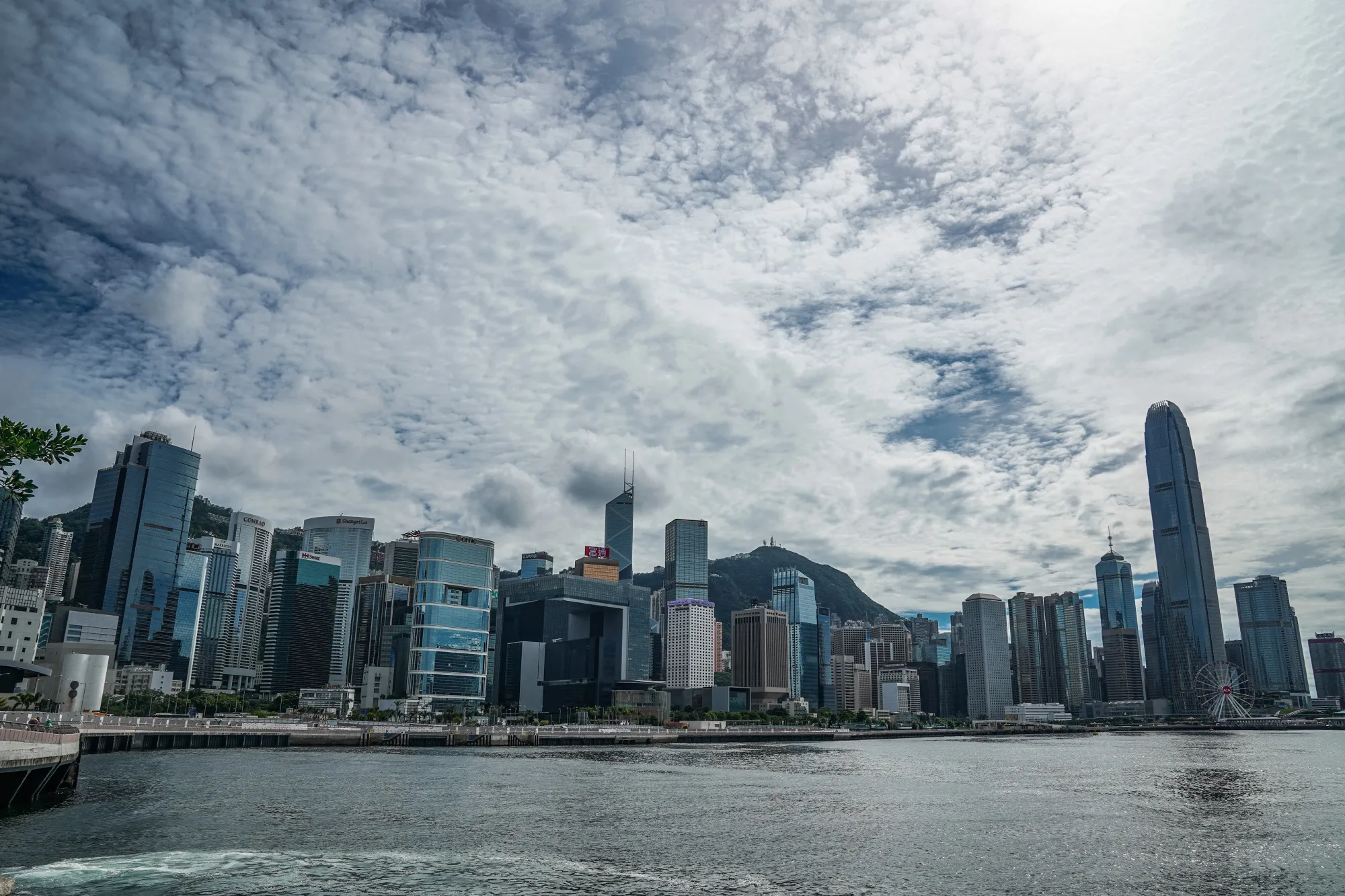 Hong Kong Adopts Strictest-Ever Virus Moves as Cases Grow