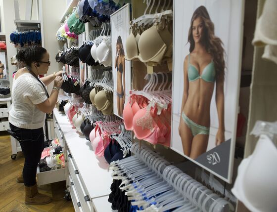 American Eagle Says Spinoff for Aerie Could Happen—But Not Now