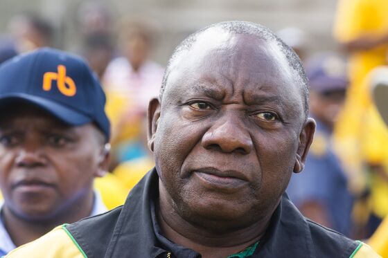 South Africa’s Ramaphosa Seeks Review of Graft Ombudsman Findings