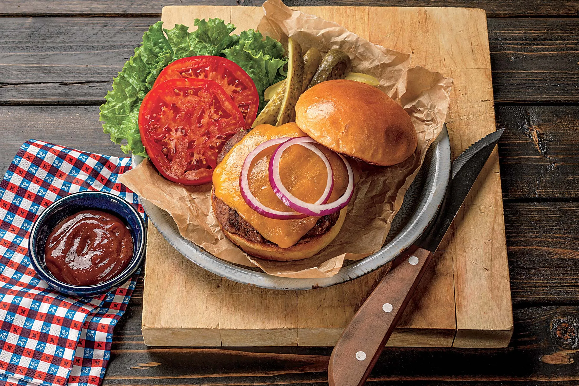 Matthew Wendel’s smoky cheeseburger.