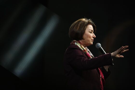 Klobuchar Admits ‘Mistakes’ for Forgetting Mexican Leader’s Name