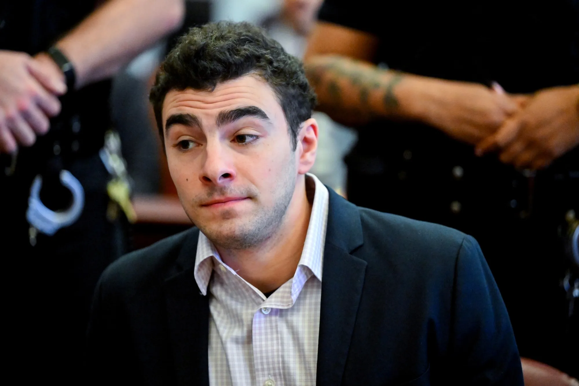 Manhattan DA Pushes for Mangione Trial in July, Before DOJ Case - Bloomberg