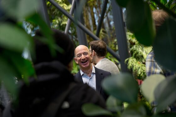 Jeff Bezos Walks Through a One-Way Door, Opening a New Age for Amazon