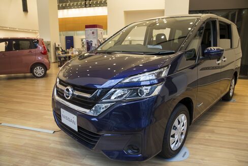 新型「セレナ」