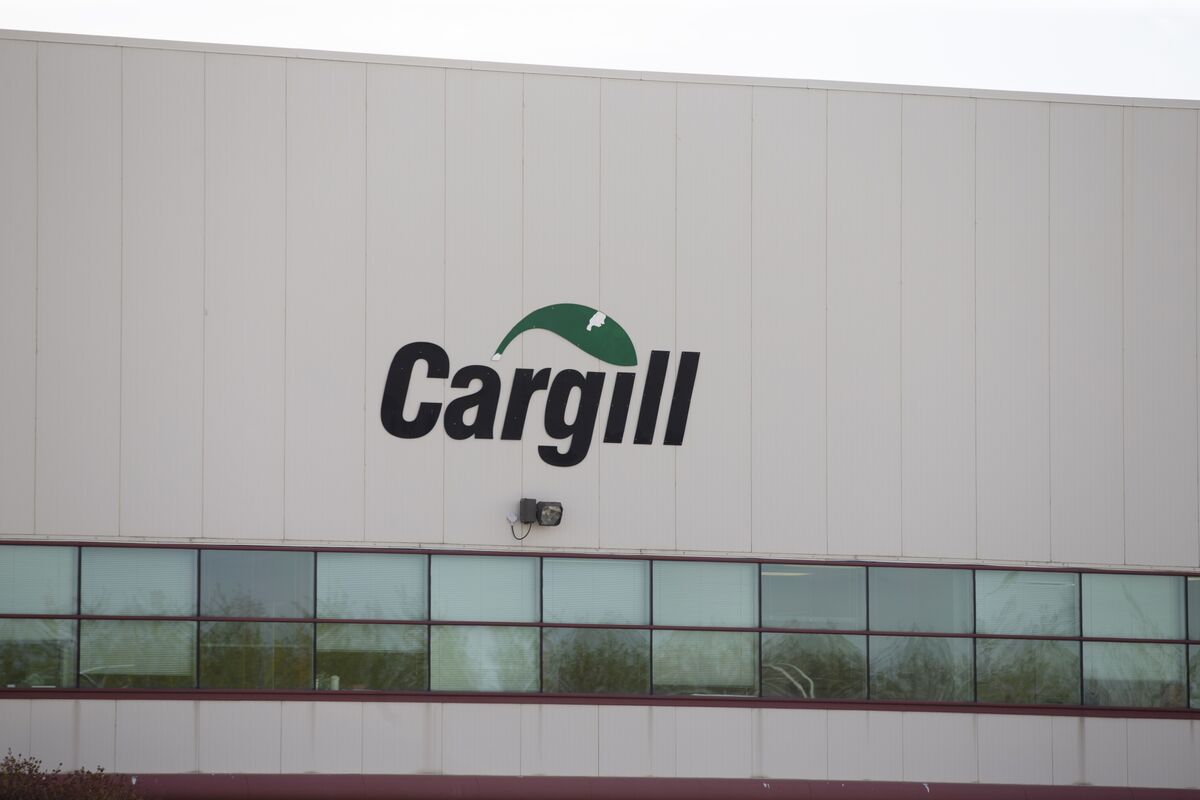 Cargill Supply Chain Head and Treasurer to Retire Amid Shakeup