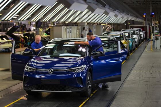 Battery Trade Dispute Could Test Biden’s Green Policy Plans