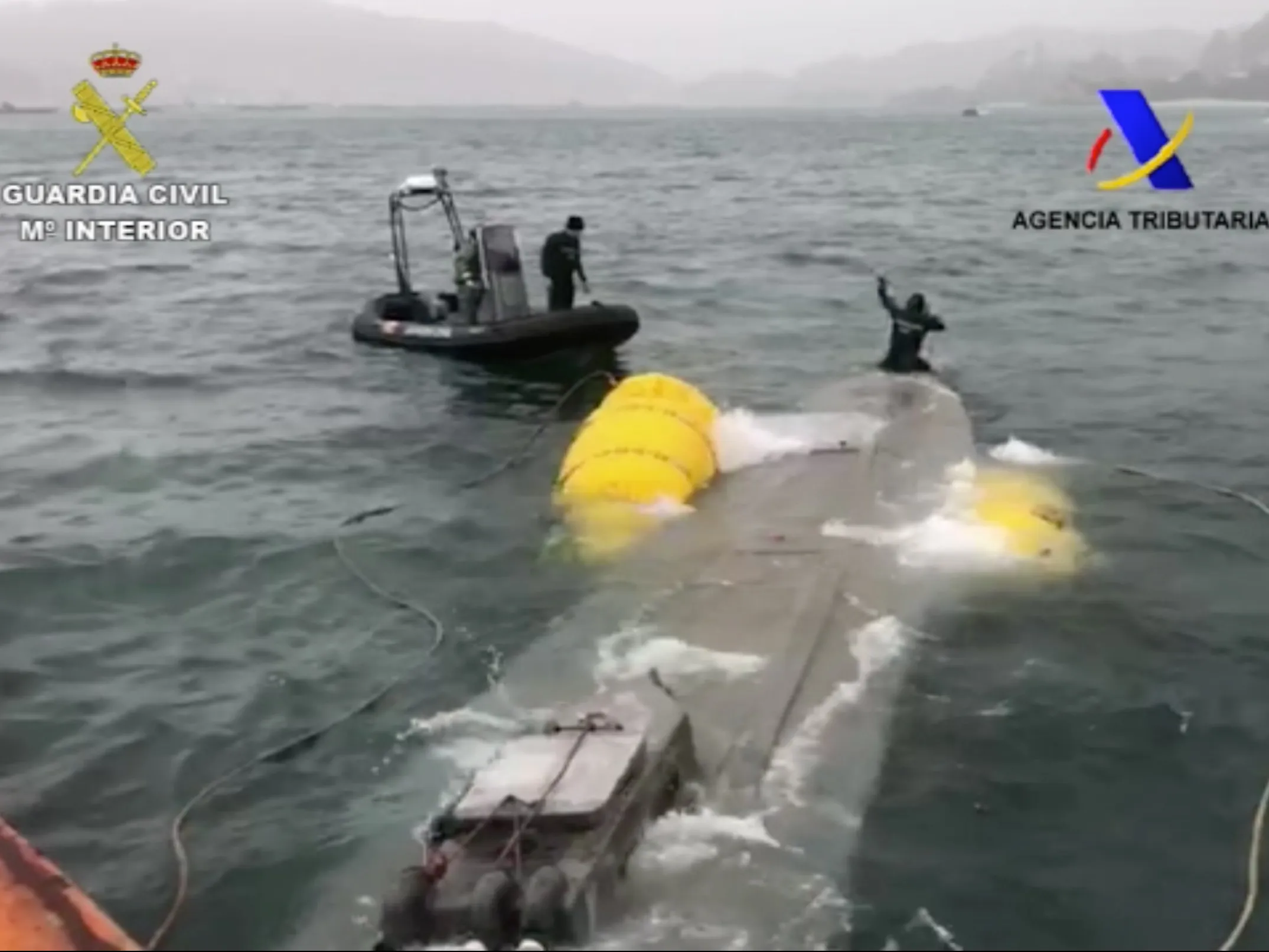 Spain Retrieves Three Tons of Cocaine From Captured ‘Narcosub’ - Bloomberg