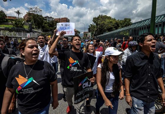 Venezuela Draws Condemnation Over Opposition Councilman's Death