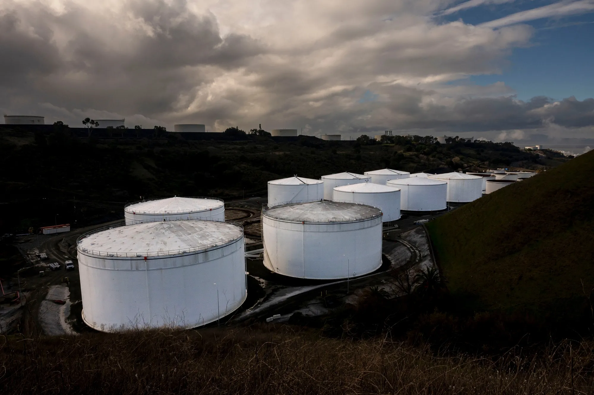 Oil storage tanks at an oil terminal in Crockett, California.&nbsp;
